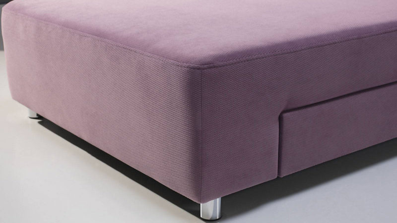 Split sarokkanapé hengeres lábai